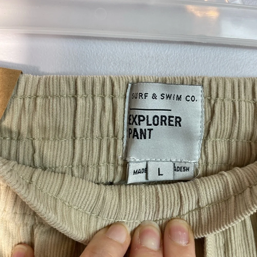 Surf & Swim Co. Men’s Explorer Pant Corduroy in khaki size large